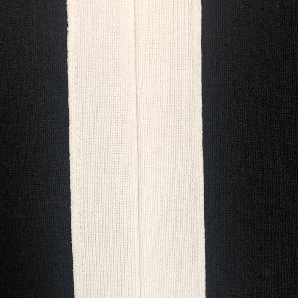 V-Neck Knit Colorblock Sleeveless Maxi Dress - Picture 15 of 16